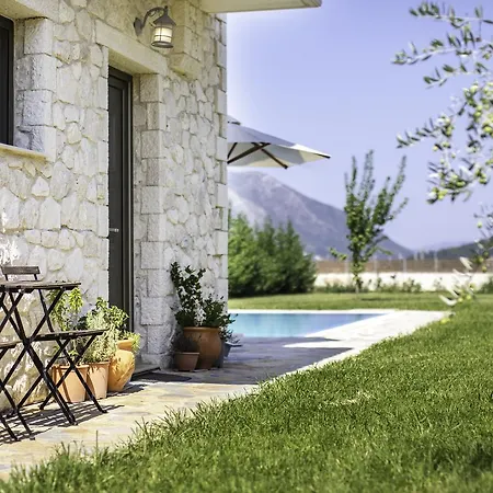 Villa Avesta Private Villas *